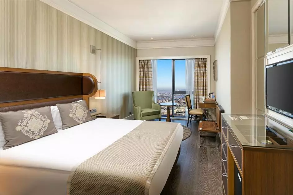 اتاق Titanic Business Golden Horn